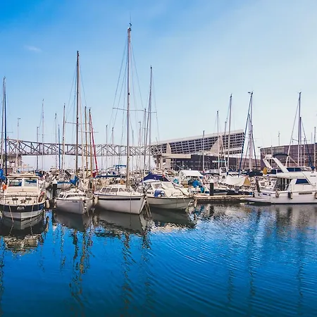 Botel Motor Yacht Boatel Barcelona