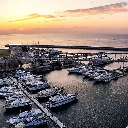 Motor Yacht Boatel * Barcelona